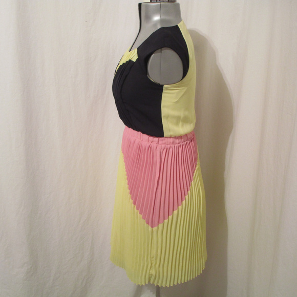 Max & Cleo Color Block  Pleated Dress XXS - Picture 5 of 5